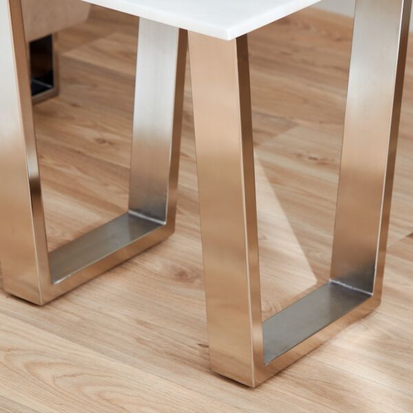 طاولة جانبية سيلفيش من سيلفرادو