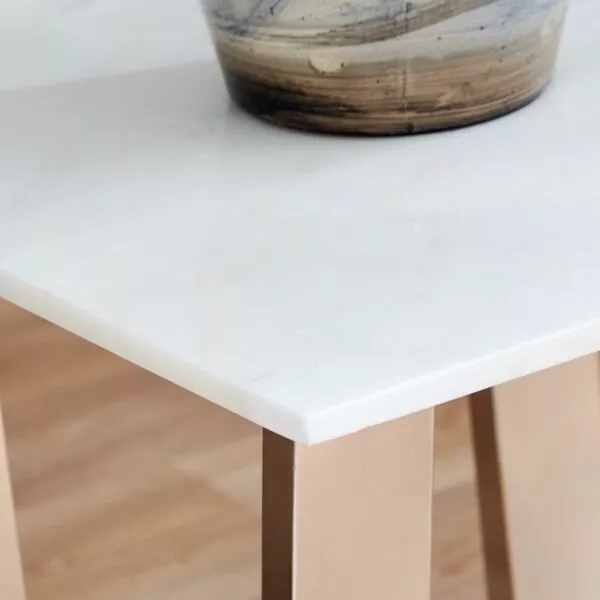 طاولة جانبية سيلفيش من سيلفرادو