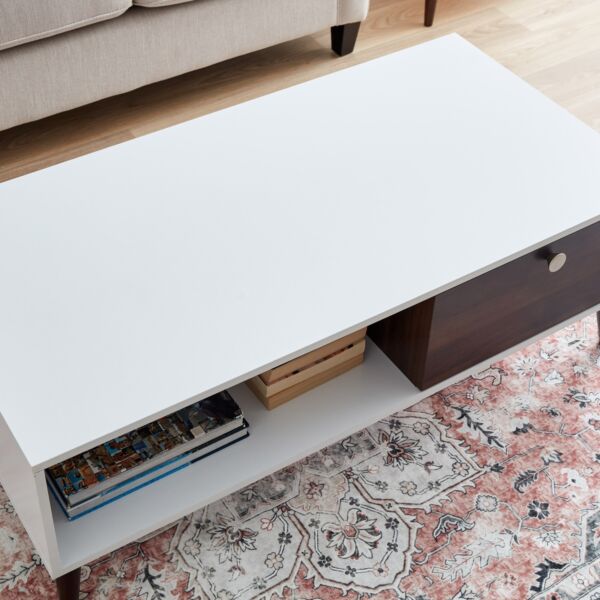 طاولة قهوة بدرج من ناتاليا إن إكس تي