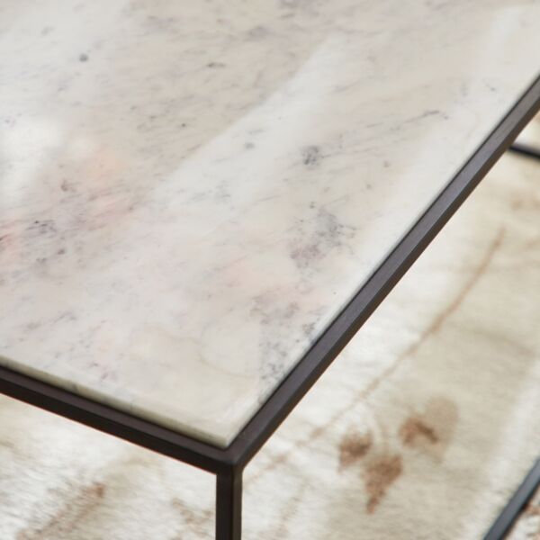 طاولة قهوة بسطح رخام إيلين