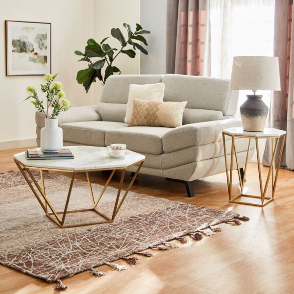 طاولة قهوة بسطح رخام من هيرون