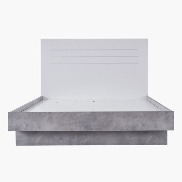 سرير كوين بلوح قدم من باتارا - 140x200 سم