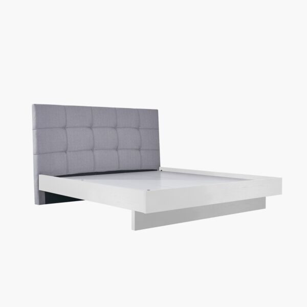 سرير كوين بمسند قدم باتارا - 150x200 سم