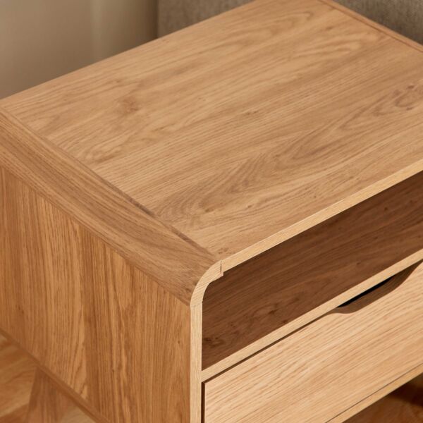 طاولة جانبية شاولا من نورديك سبرينج