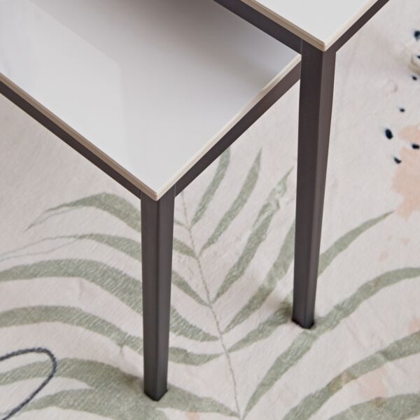 طاولة قهوة مربعة من الحجر الملبد من بارون - طقم من قطعتين