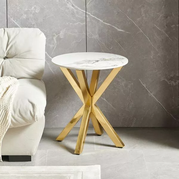 طاولة جانبية بسطح من الحجر الملبد من ويلويكز