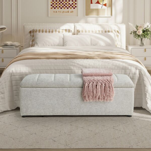 مقعد بنش بمساحة تخزين أورلين