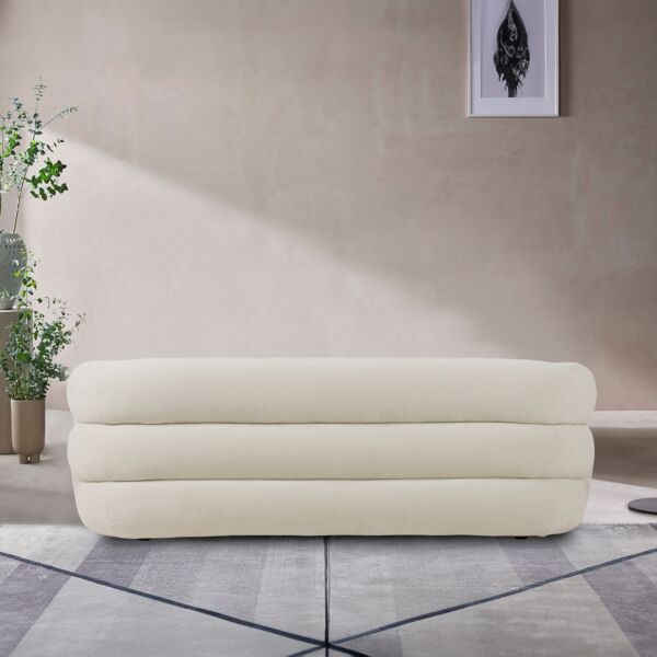 كنبة قماش ثلاث مقاعد مع ثلاثة وسائد من أنطونيو