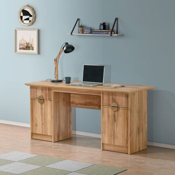 مكتب دراسة ببابين ودرجين من كارنيشن