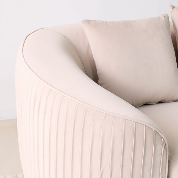 كنبة قماش مقعدين مع 3 وسائد من سورينتو