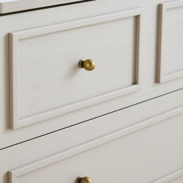 طاولة تزيين بـ4 أدراج ورفوف مفتوحة مع مرآة من بيرجنز