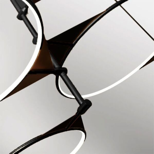 إنارة معلقة لطش برونو - اسود وذهبي