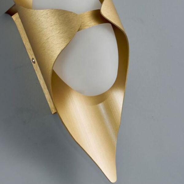 اضاءة جدارية فالنتي 11 واط - ذهبي