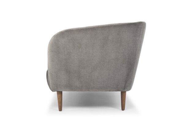 كنبة ثلاثية سقا