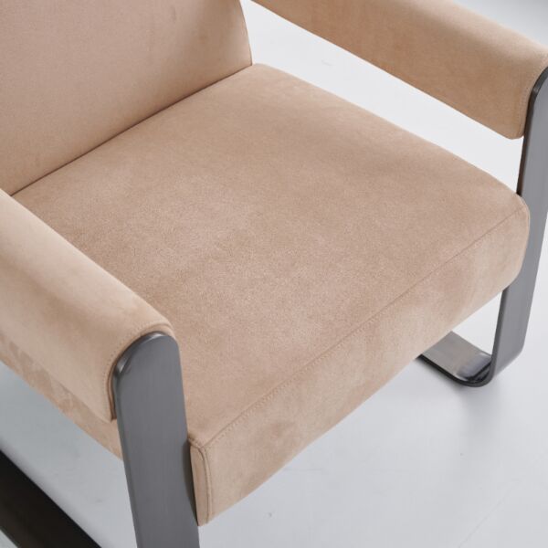 كرسي بالتيك