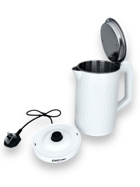 غلاية جي في سي برو بلاستيك ابيض