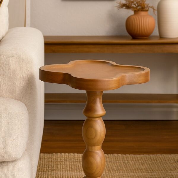 طاولة جانبية بلوم