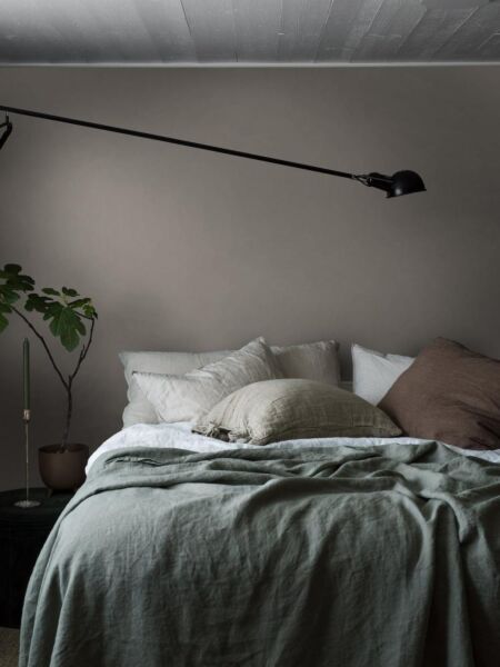 ورق جدارن من لينين سادة - بيج فاتح