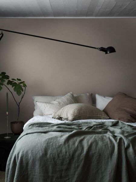 ورق جدران سادة لينين - بيج فاتح