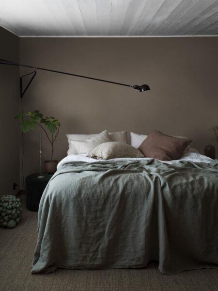 ورق جدران من بجمنت - بني داكن