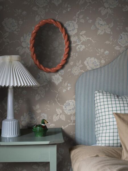 ورق جدران منقوش نيو هرتج - بيج فاتح