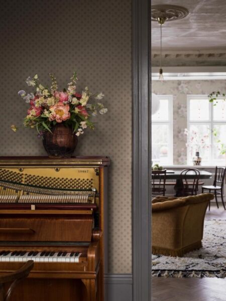 ورق جدران نورديك فولك - بني فاتح