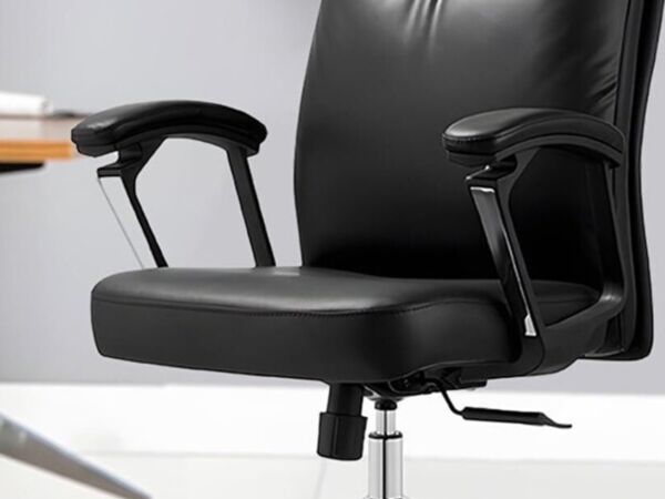 كرسي مكتبي دوار ماوكي - اسود