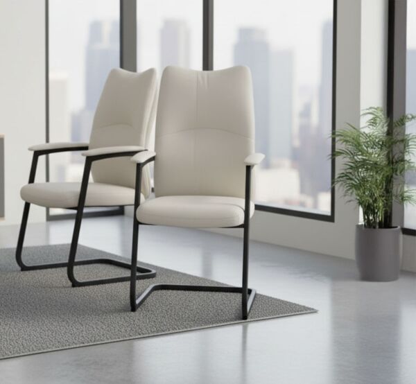 كرسي مكتبي ثابت برسي - كريمي