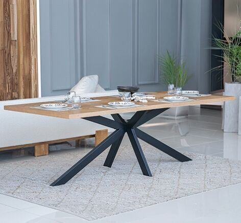 طاولة طعام ثولان