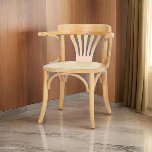 كرسي طعام راتان