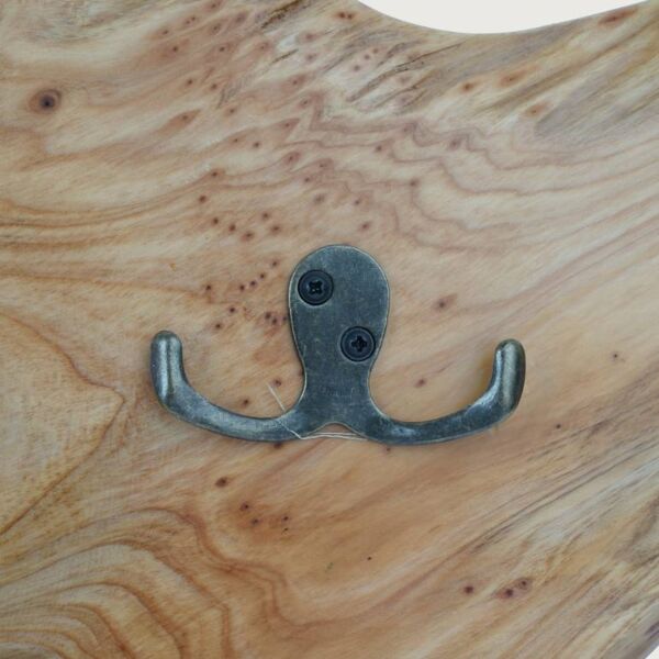 علاقة ملابس كايلا