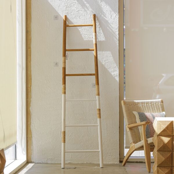 سلم ديكور افايلا