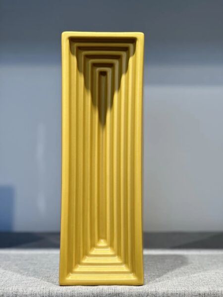 تحفة ديكور ايرين - ذهبي