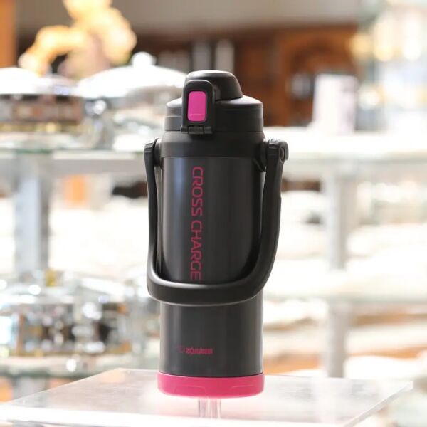 حافظة ماء زوجيروشي 2060 مل - أسود