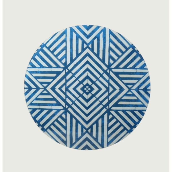 ديكور جداري دائري بخطوط