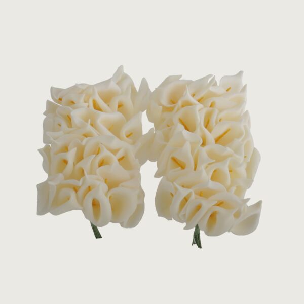 باقة ورد كالا صناعي - بيج - 12 قطعة