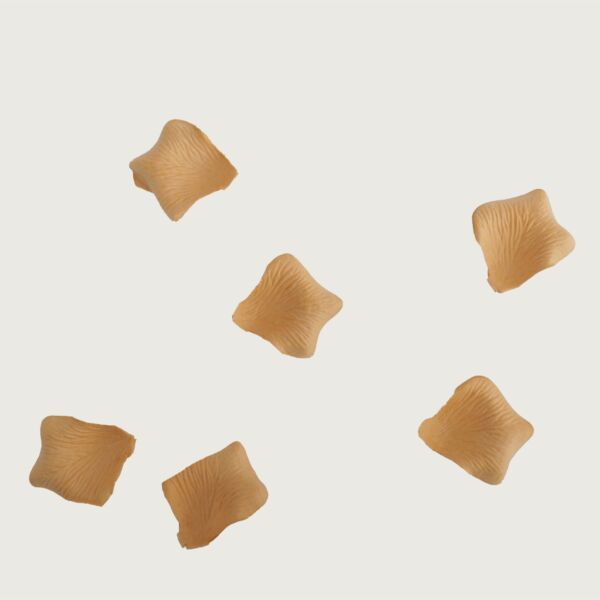 بتلات ورد رونا صناعية - عسلي - 12 قطعة