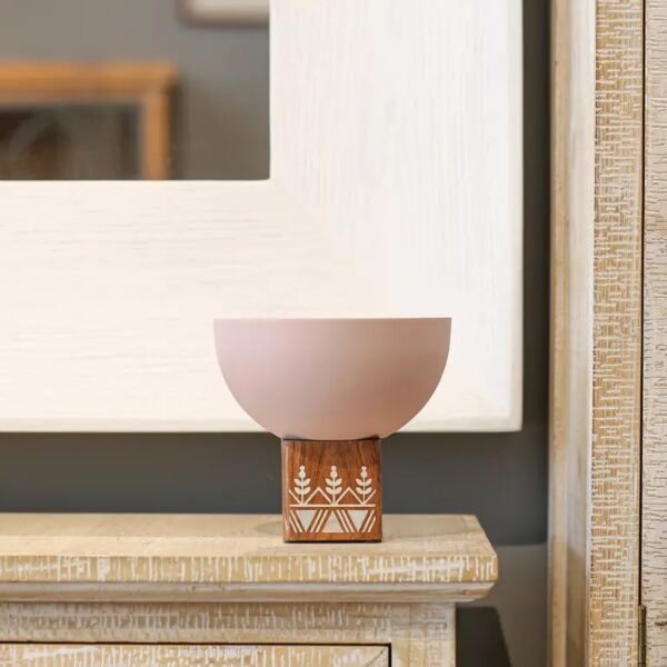 طبق تقديم دائري باللون الوردي