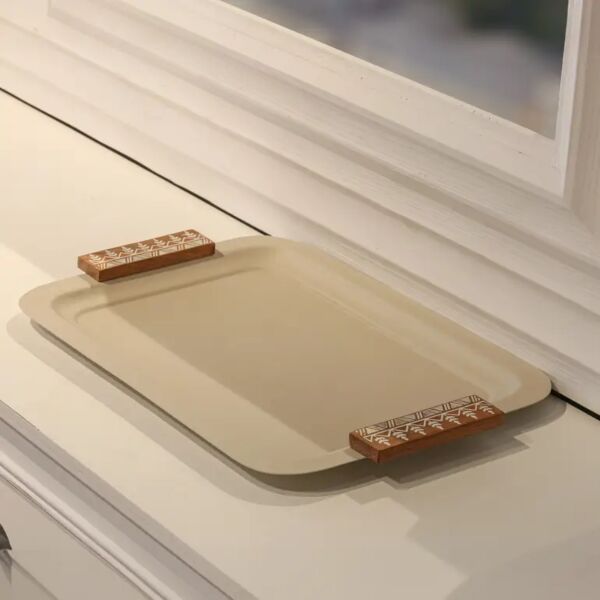 صينية تقديم كريمي