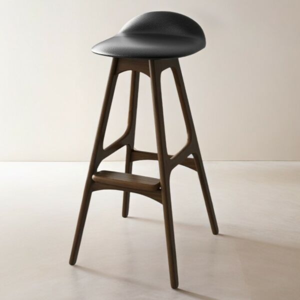 كرسي مرتفع كلارا - اسود وبني