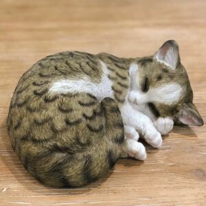 ديكور قطة نائمة سيراميك - متعدد الألوان