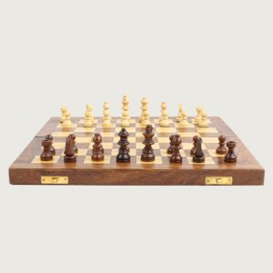 تحفة ولعبة شطرنج تشيس بلاس