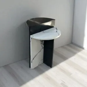 طاولة جانبية مستويين كينزا - ابيض واسود