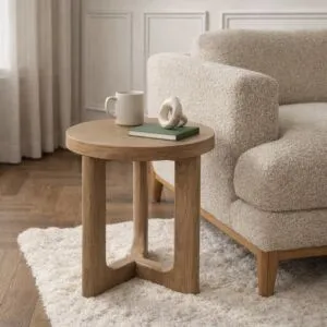 طاولة جانبية من مجموعه نيرافا - بني