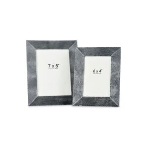 طقم براويز صور لينيسيا - فضي