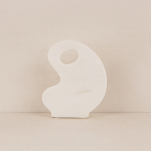 تحفة ديكور رخامية انجين - ابيض رمادي