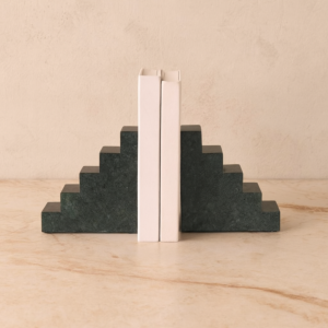 تحفة حاجز كتب رخامي شكل سلالم- اخضر غامق