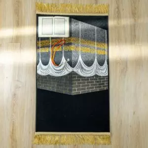 سجادة صلاة بتصاميم و نقوش إسلامية 70x118سم - اسود وذهبي