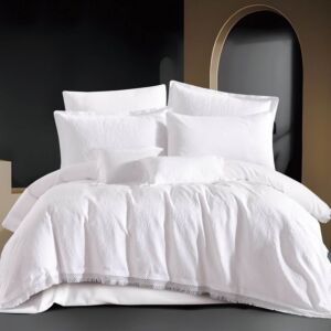 طقم لحاف مزدوج صيفي ليفان - 8 قطع - أبيض