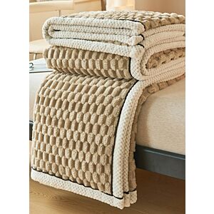 بطانية سميكة فرو لون بيج